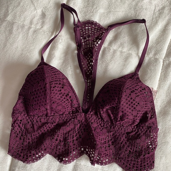 Victoria’s Secret lace bralette - Picture 1 of 3